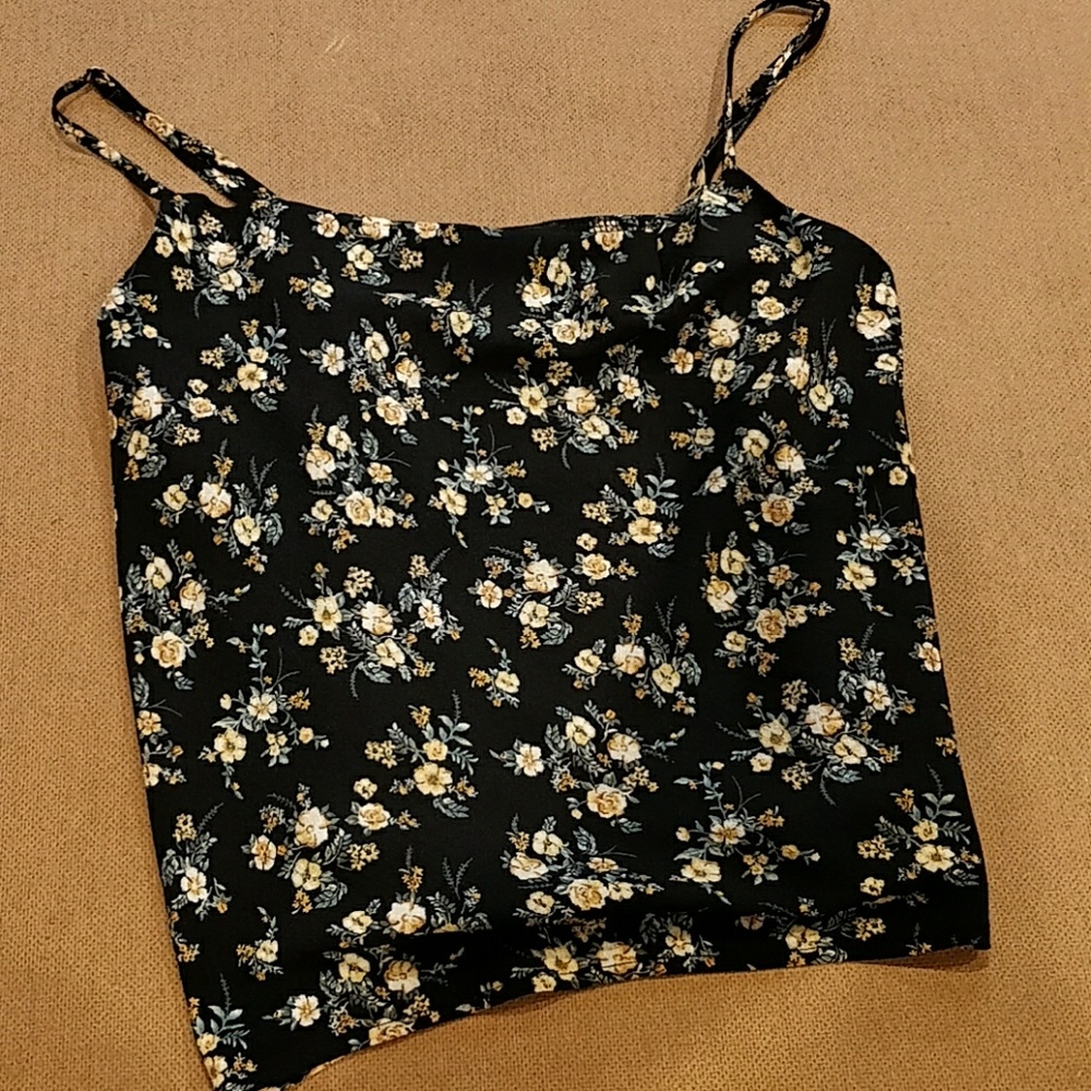 Cropped tank